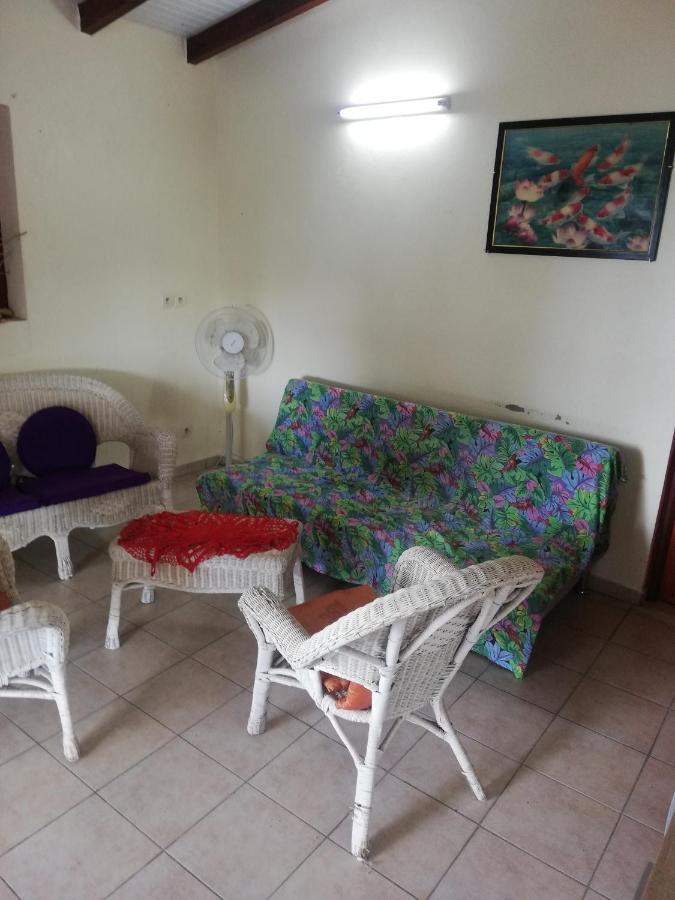 Appartement Avec Vue Sur Mer Bouillante Esterno foto
